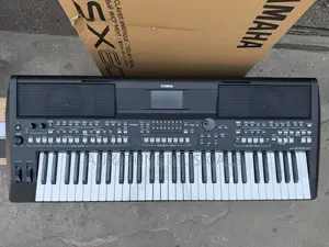 Yamaha PSR-Sx600 61-Keys Keyboard