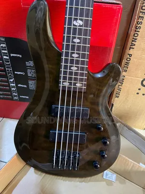 Acl Active 5-strings Bass Guitar