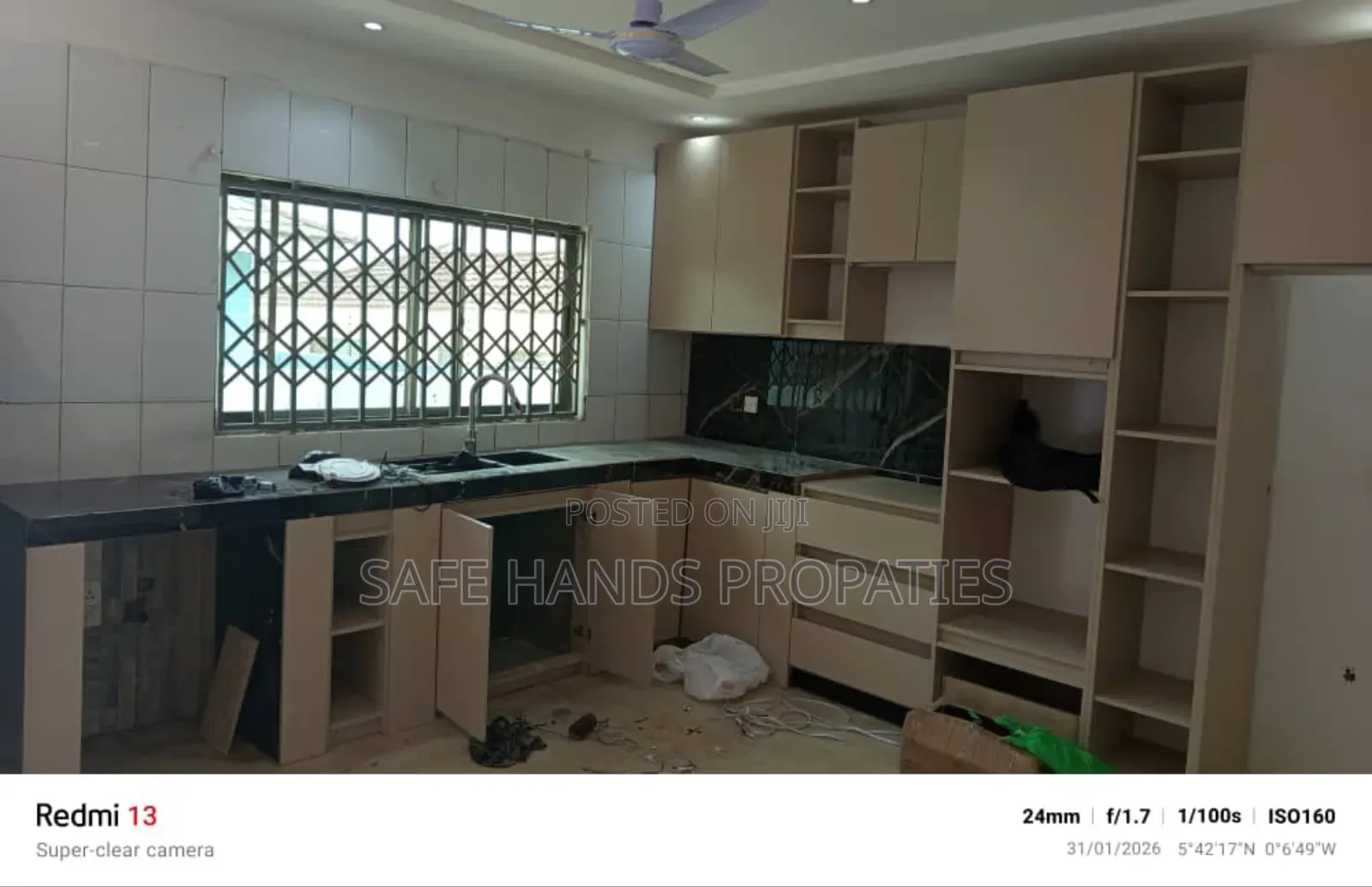4bdrm Bungalow in Kelly Estate, Accra Metropolitan for rent