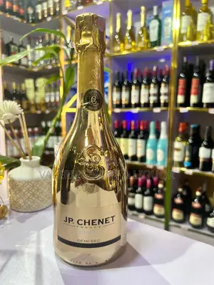 Jp Chenet Divine Gold