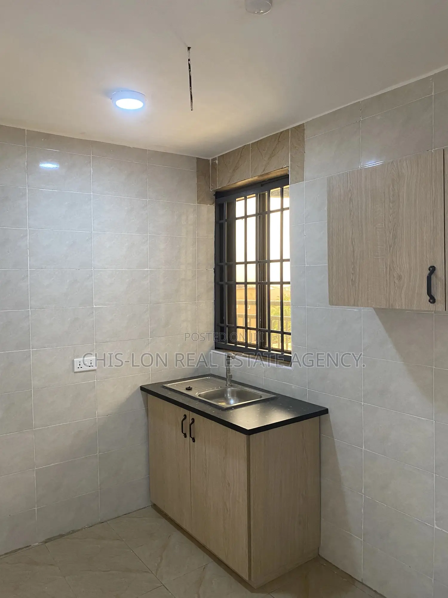 1bdrm Apartment in Kasoa Tuba Road, Toll Booth for rent