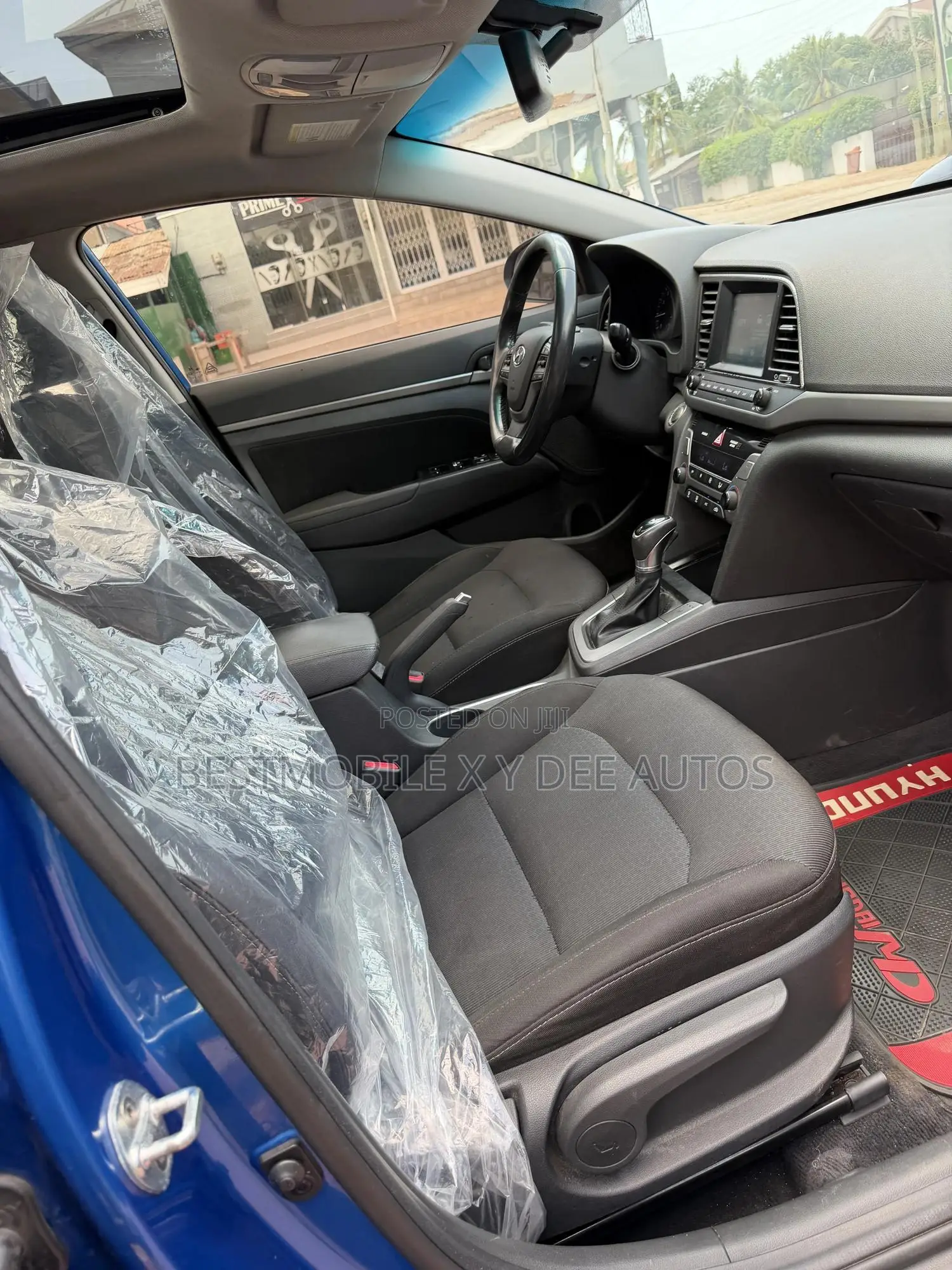 Hyundai Elantra Limited Sedan FWD (2.0L 4cyl 6A) 2017 Blue