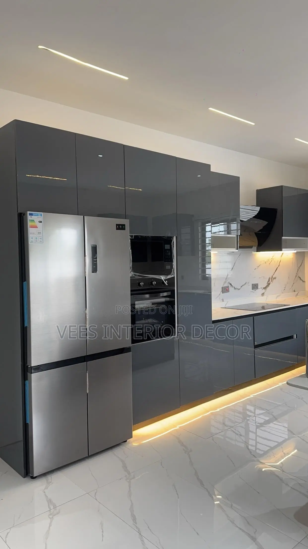 Kitchen Cabinet