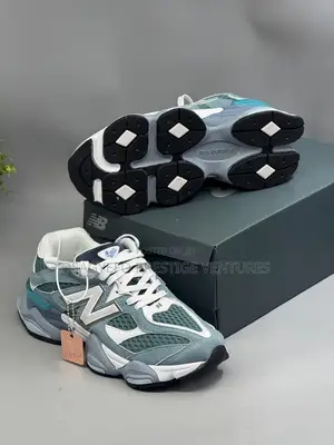 New Balance 9060. Modern Dad-Shoe Design