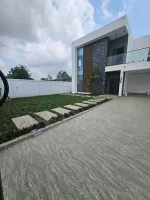 4bdrm Duplex in Chis-Lon Broker’S, Adade for sale