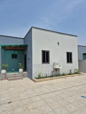 3bdrm Townhouse/Terrace in Ayi Mensah, Oyarifa for sale