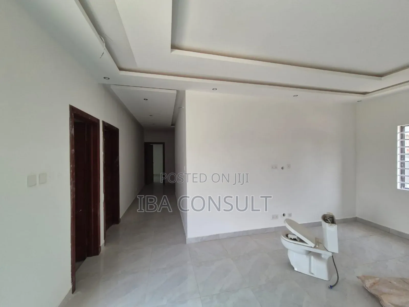 3bdrm Townhouse/Terrace in Ayi Mensah, Oyarifa for sale