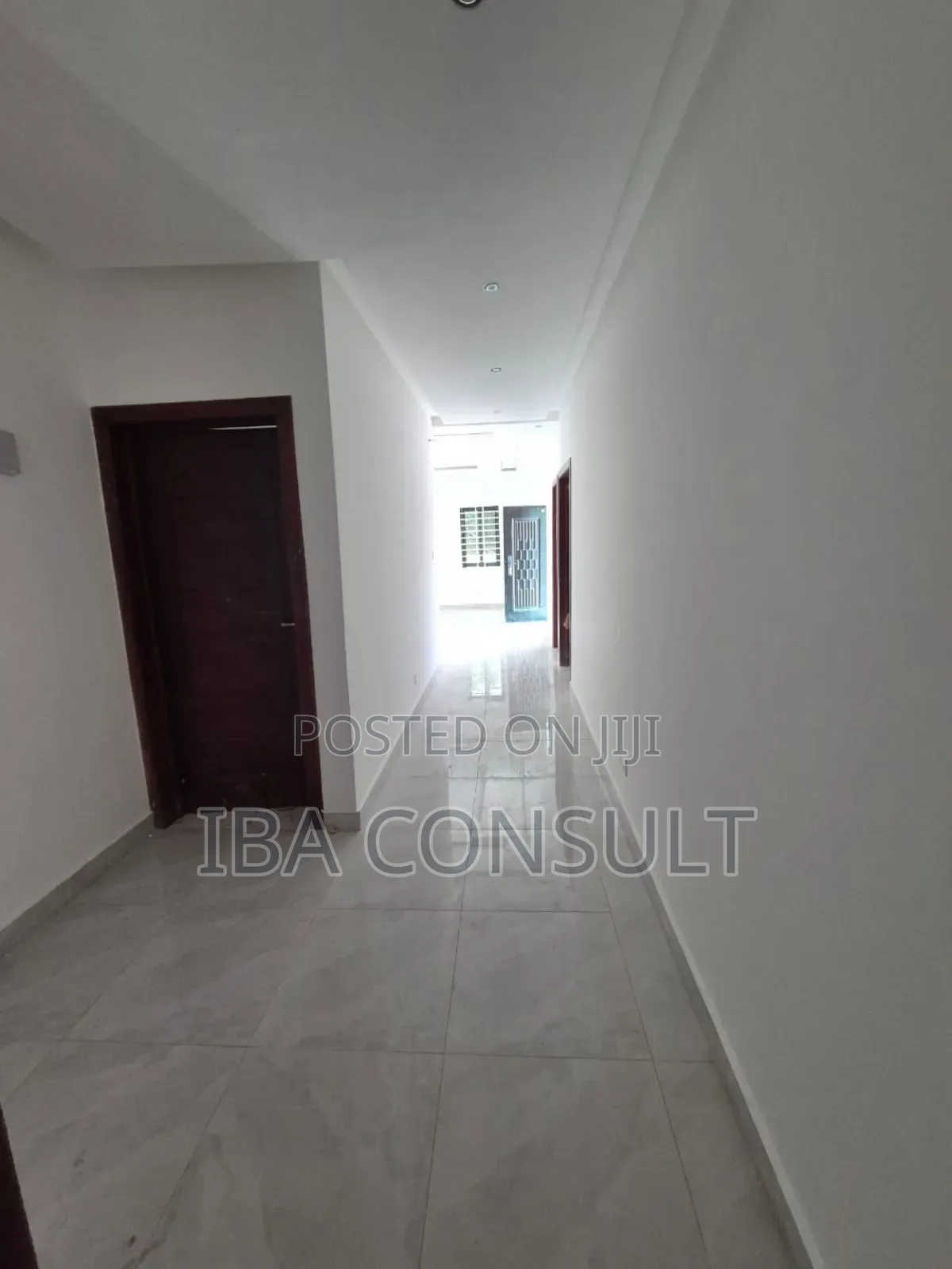 3bdrm Townhouse/Terrace in Ayi Mensah, Oyarifa for sale