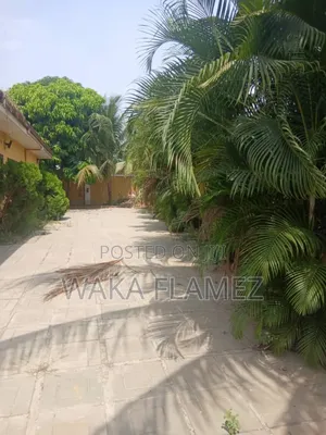 4bdrm House in Waka Properties, Amasaman for rent