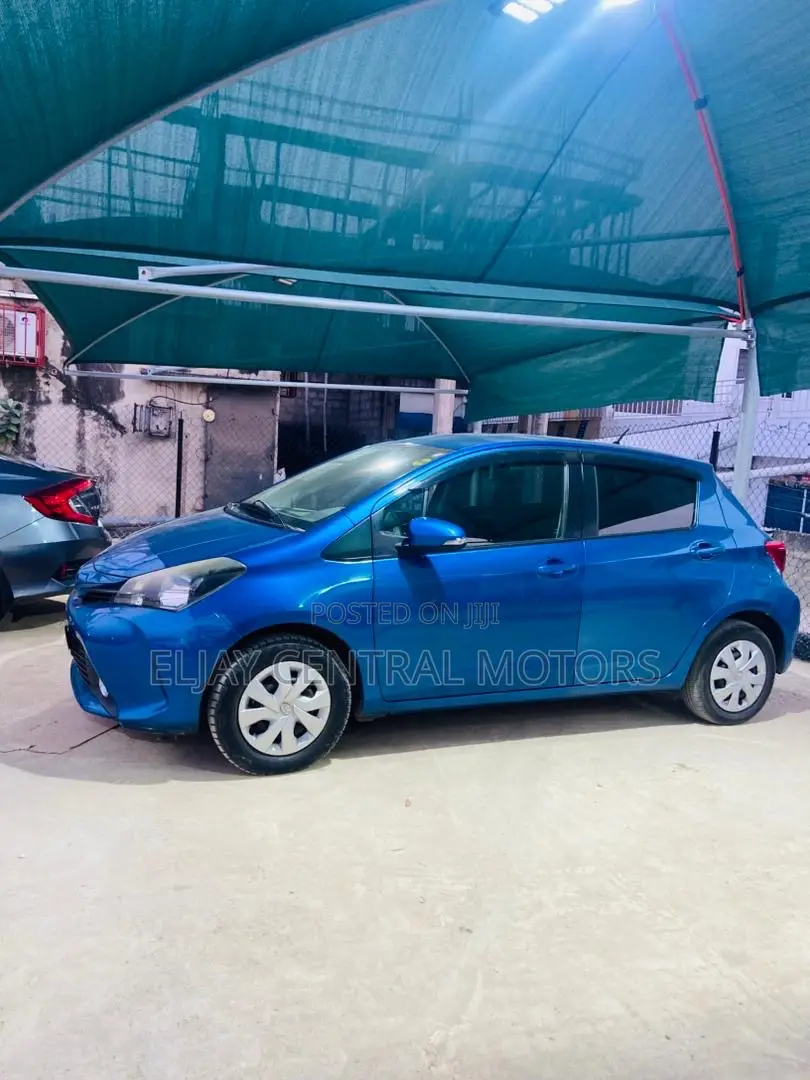 Toyota Vitz 1.0 FWD 5dr 2016 Blue