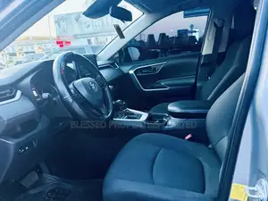 Toyota RAV4 LE 2022 Gray