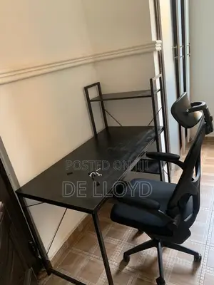 Studying Table and Chair