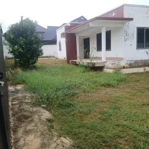 3bdrm House in Nana Poku Properties, Ejisu-Juaben Municipal for sale