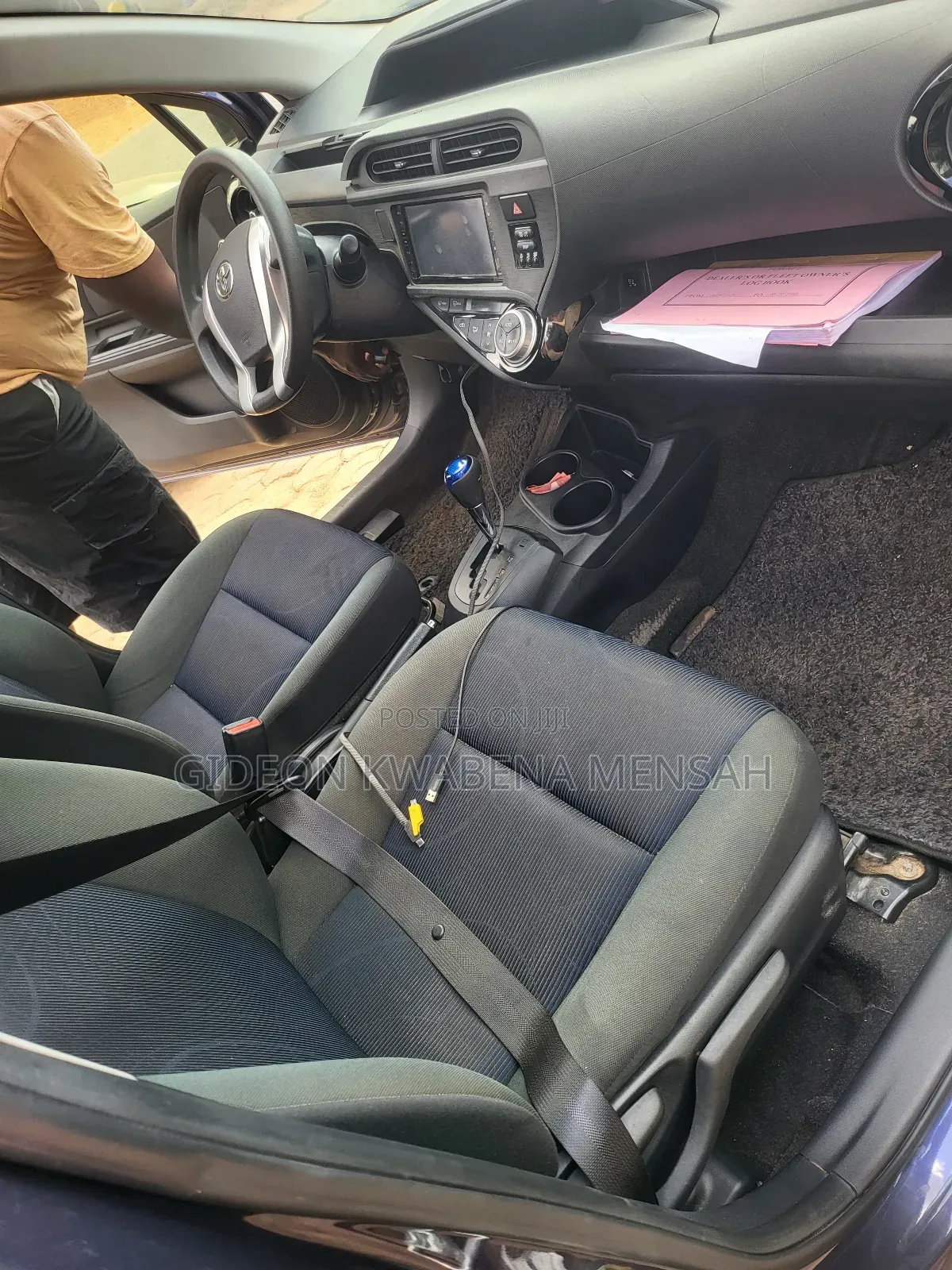 Toyota Aqua 2016 Beige