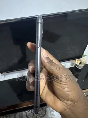 Apple iPhone 11 64 GB Black