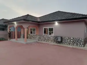 3bdrm House in Koans Estate, Amasaman for rent