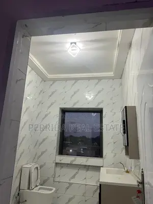 4bdrm Mansion in Accra Metropolitan for sale