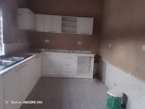 Kitchen Cabinets With Marble Top