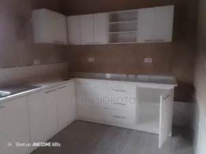Kitchen Cabinets With Marble Top