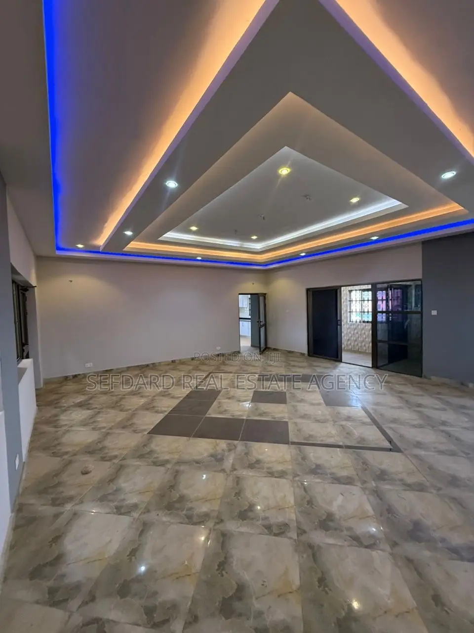 5bdrm House in Kasoa for sale