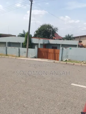 8bdrm House in Free Will Agency, Kumasi Metropolitan for sale
