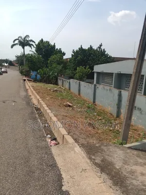 8bdrm House in Free Will Agency, Kumasi Metropolitan for sale