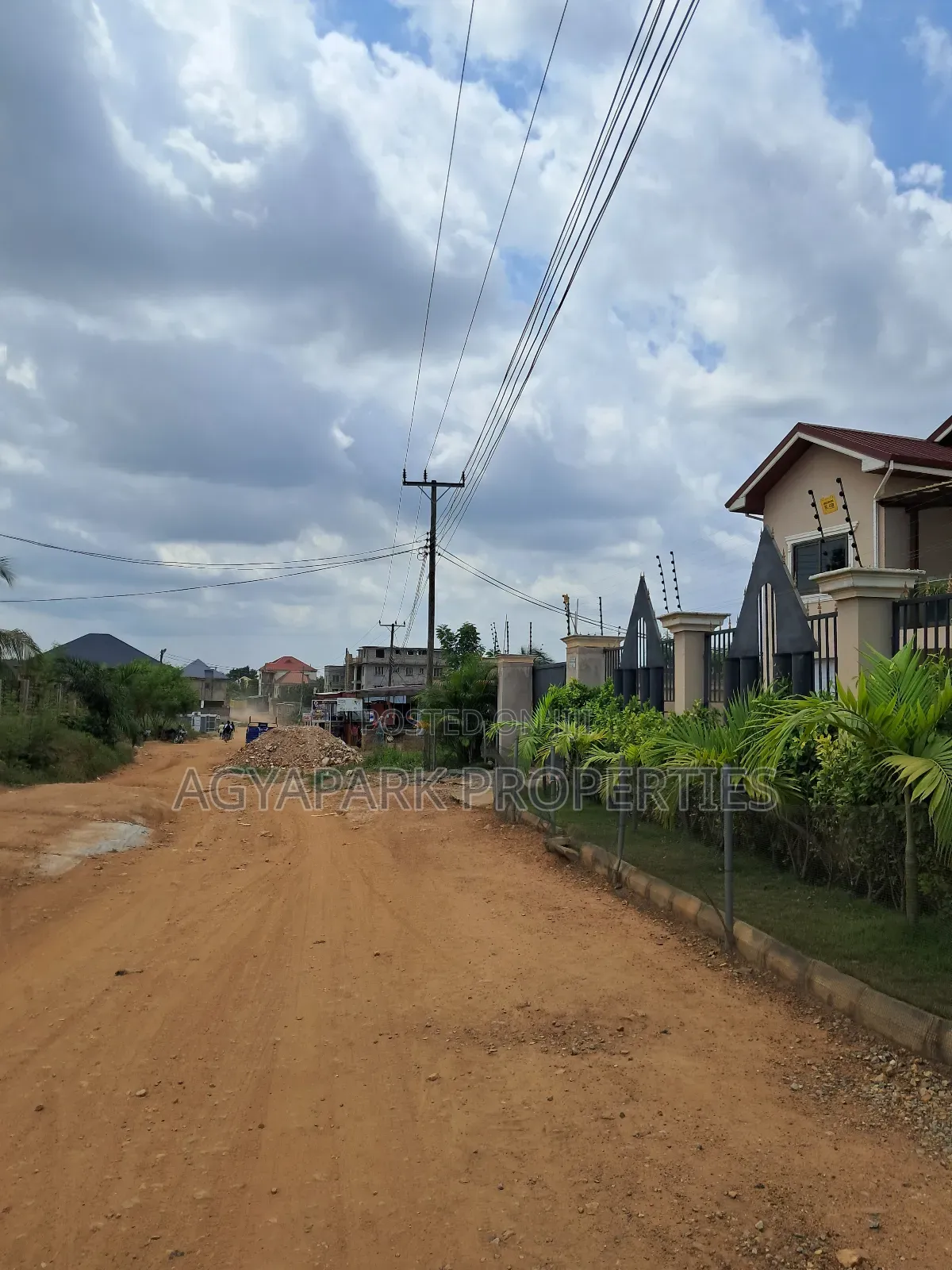 2bdrm House in Kuntuse, Amasaman for sale