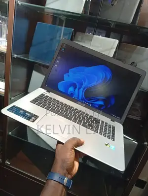 Laptop Asus X750LA 12GB Intel Core i7 HDD+SSD 1T
