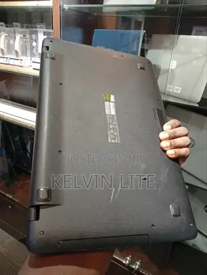 Laptop Asus X750LA 12GB Intel Core i7 HDD+SSD 1T