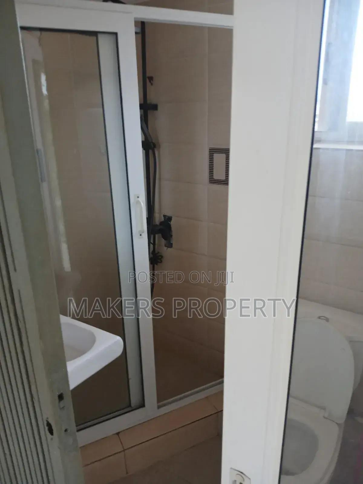 2bdrm Apartment in Mula Property, Neoplan for rent