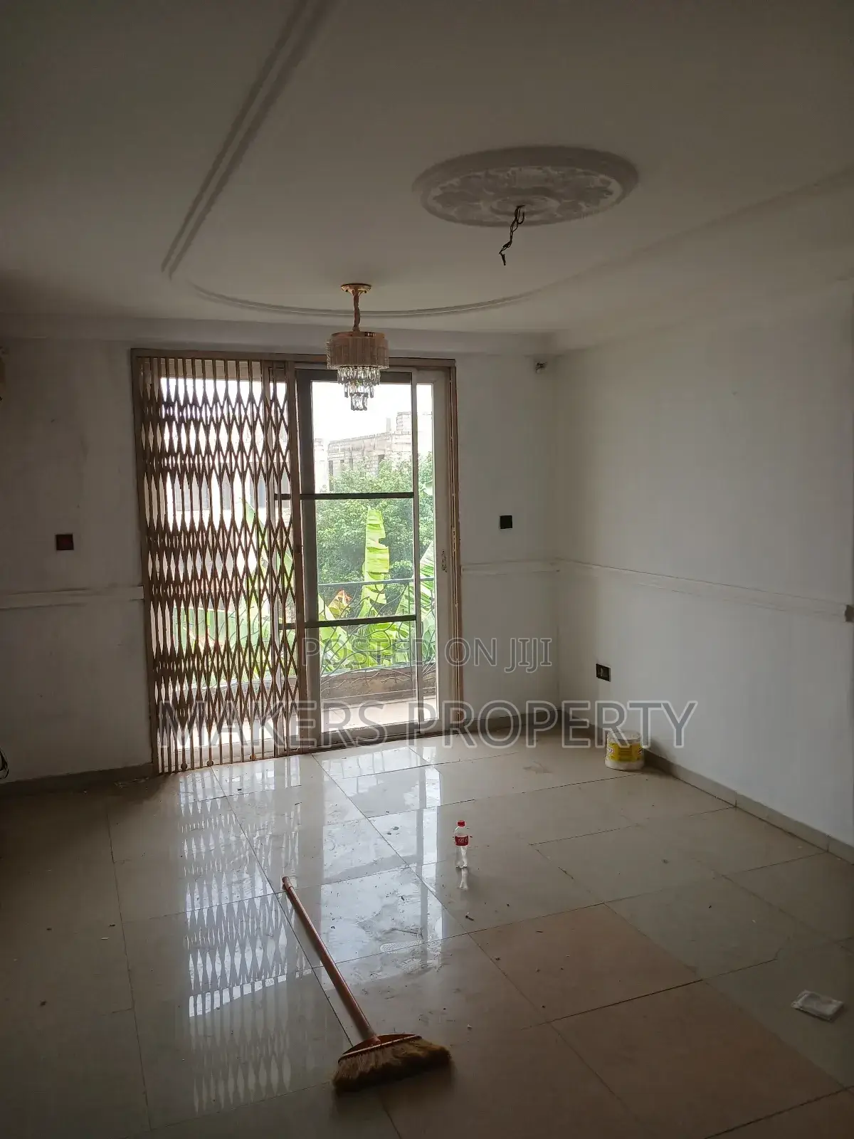 2bdrm Apartment in Mula Property, Neoplan for rent