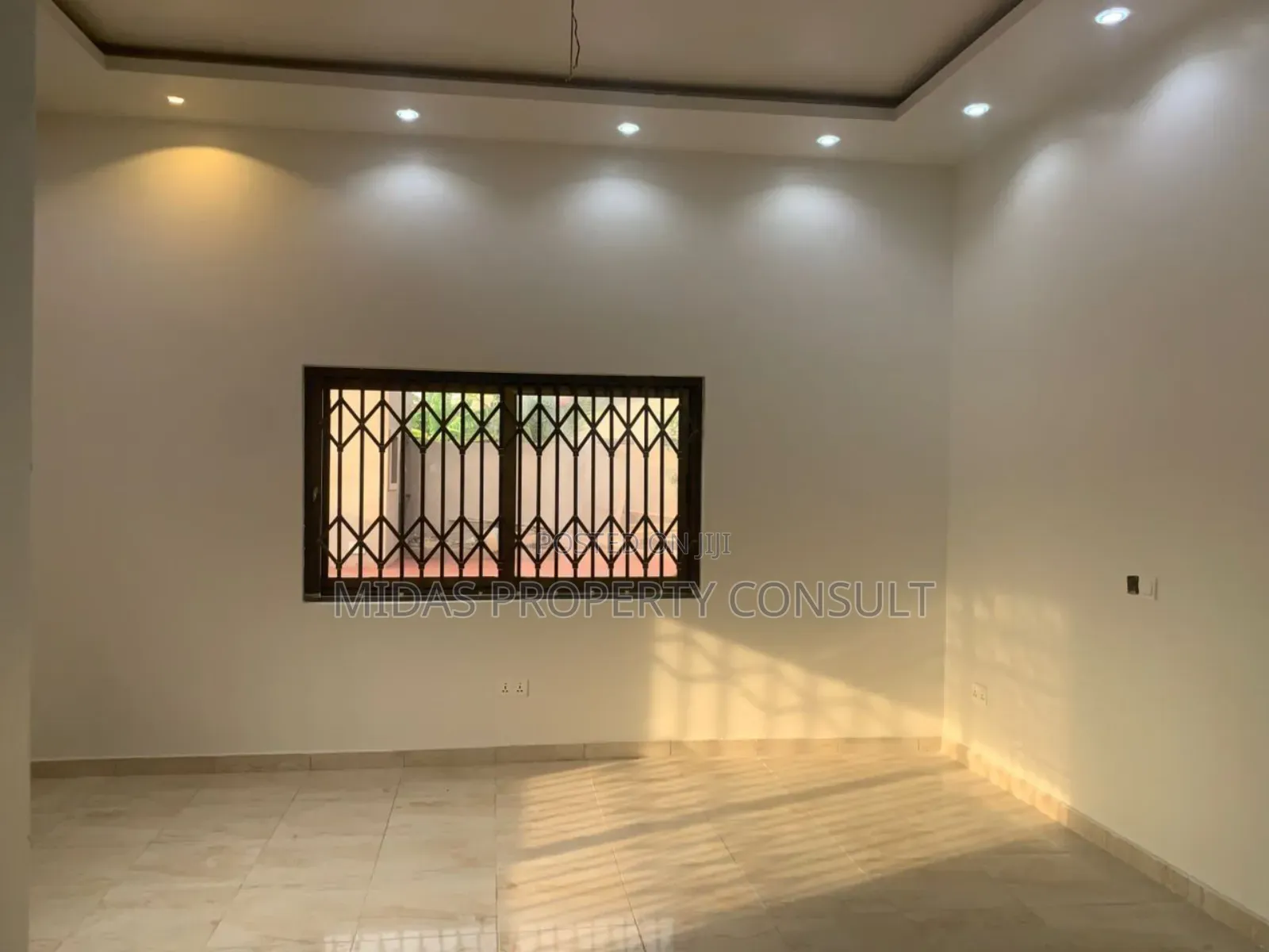 2bdrm Apartment in East Legon 69, Accra Metropolitan for sale