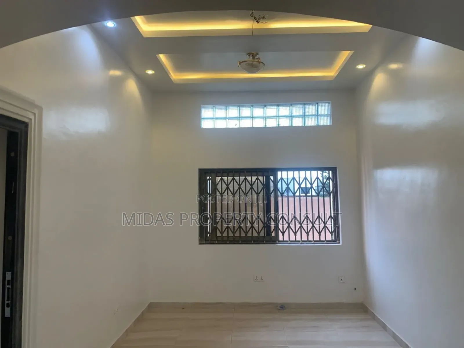 2bdrm Apartment in East Legon 69, Accra Metropolitan for sale