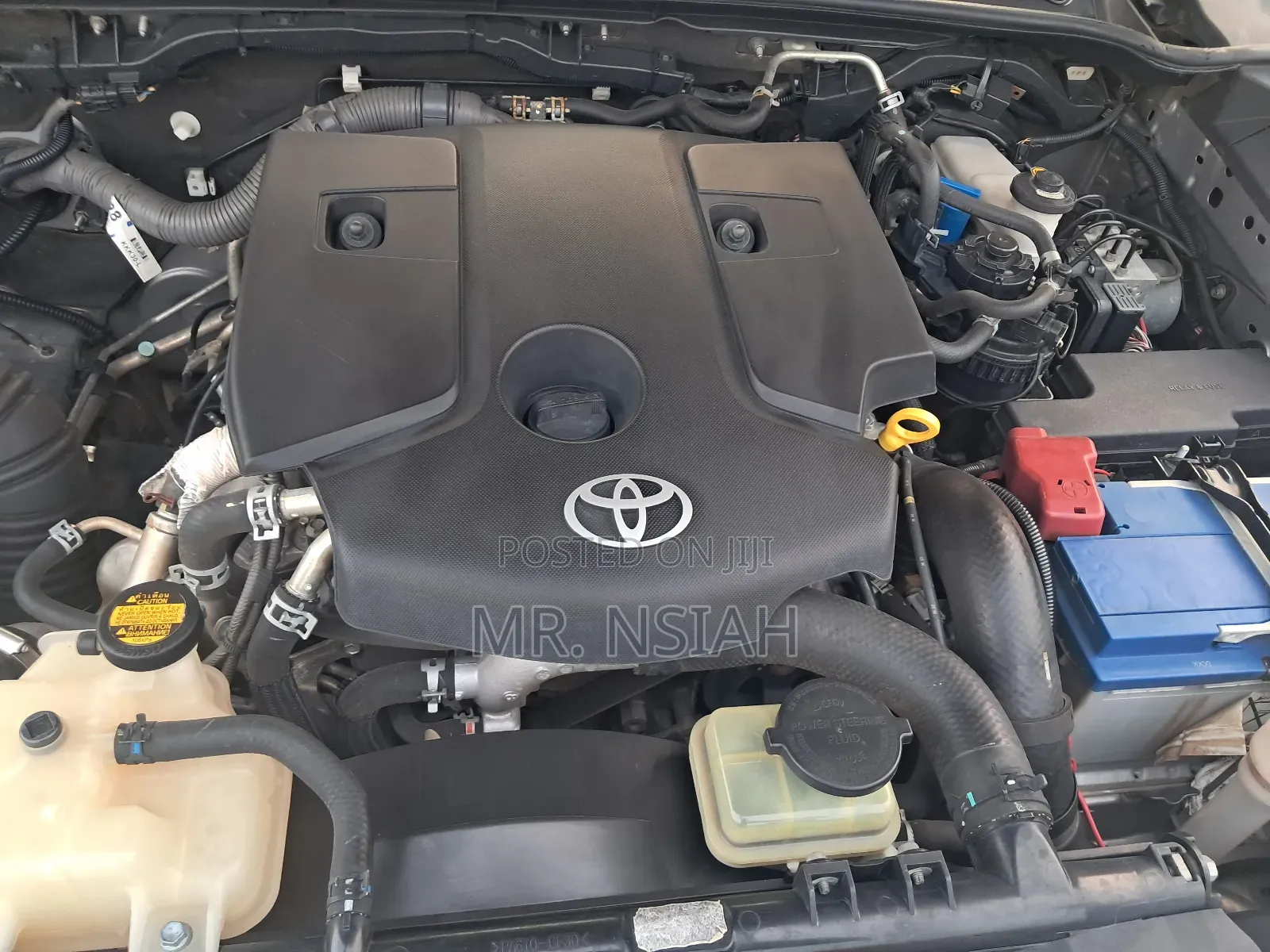 Toyota Hilux Revo Double Cab Deisel 2.4 AWD 2017 Silver