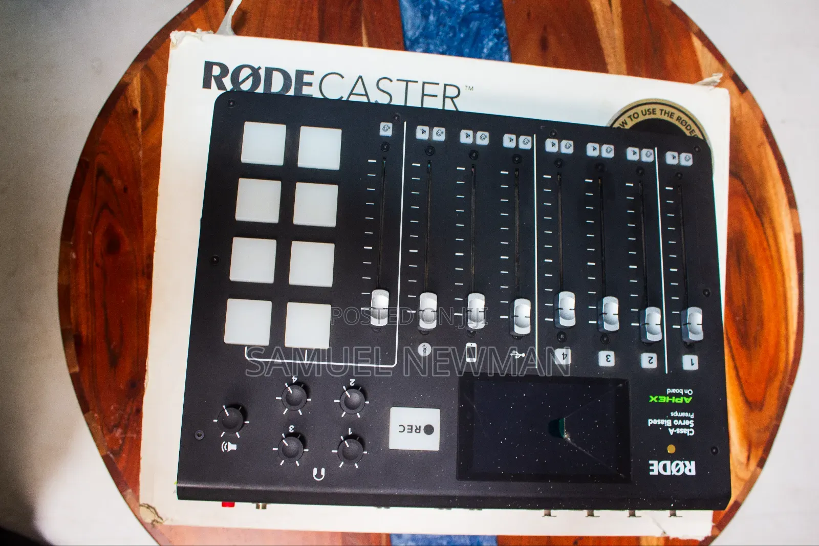 Rode Podcaster Pro, With XLR Inputs