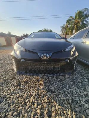 Toyota Corolla SE (1.8L 4cyl 2A) 2019 Black