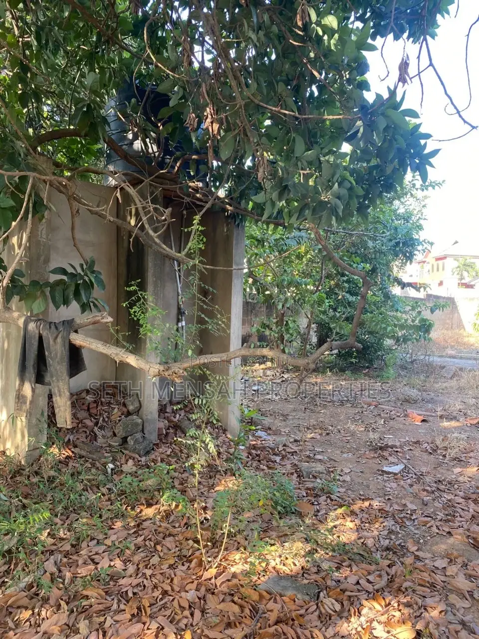 4bdrm House in 4 Bedroom House, Mile 7 for sale