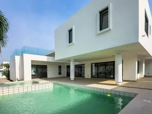 5bdrm House in East Legon, American House for sale