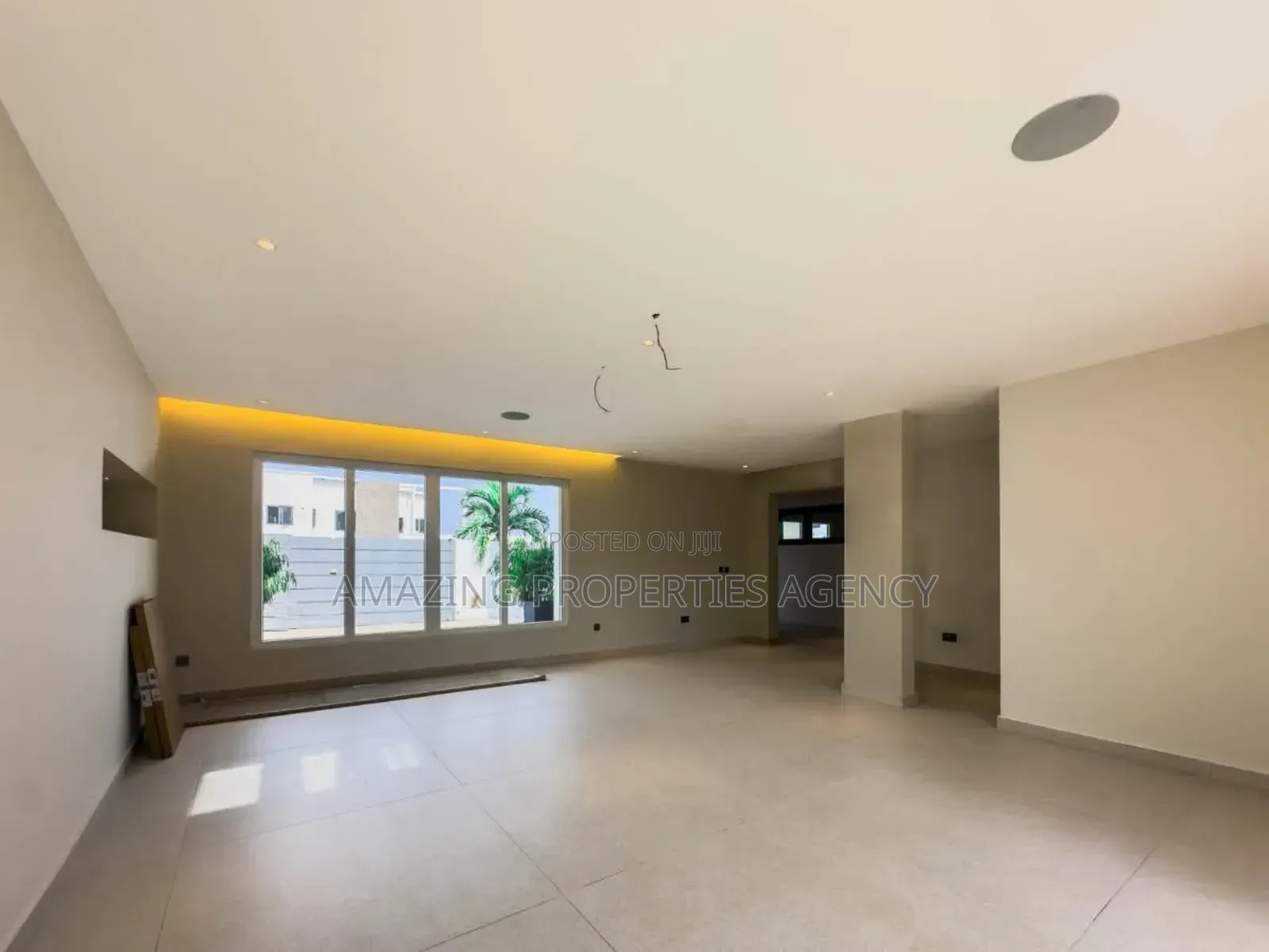 5bdrm House in East Legon, American House for sale