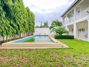 5bdrm House in Airport Hills for sale
