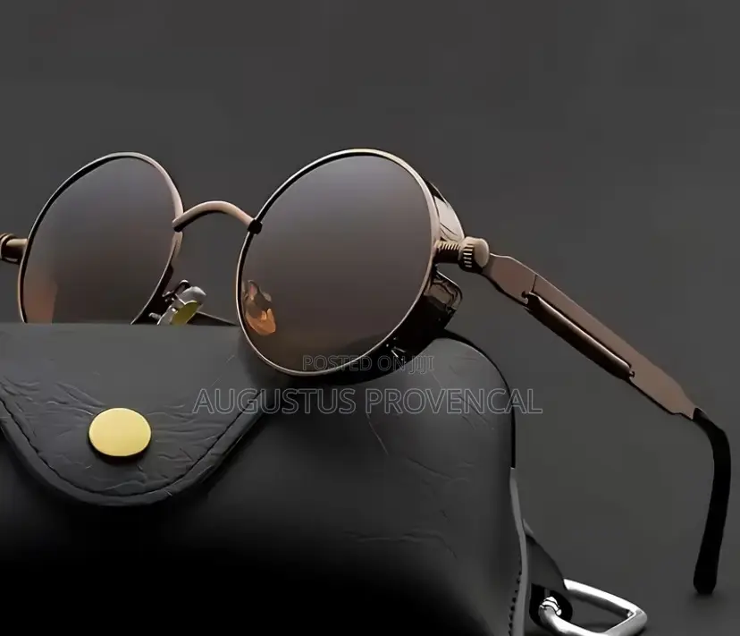Streetstyle Fashion Shades