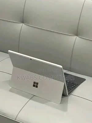 New Laptop Microsoft Surface Laptop 16GB Intel Core i7 SSD 512GB