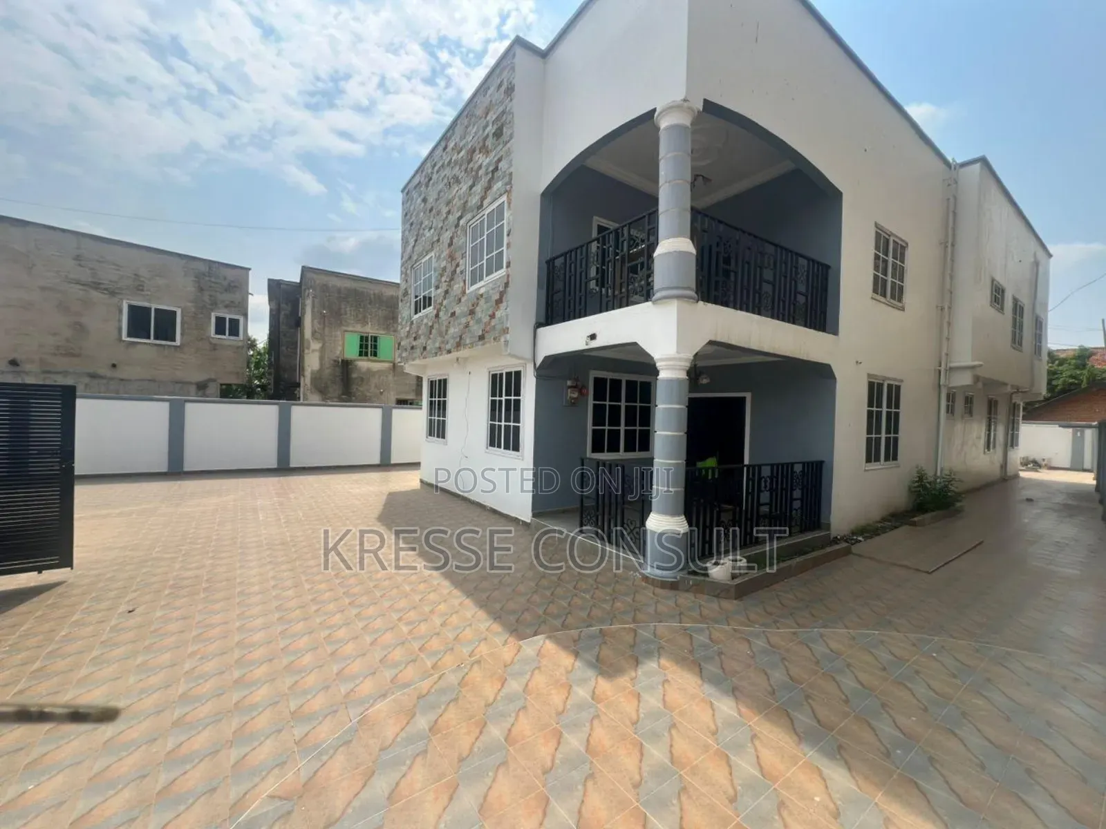 5bdrm House in Adenta, Accra Metropolitan for rent
