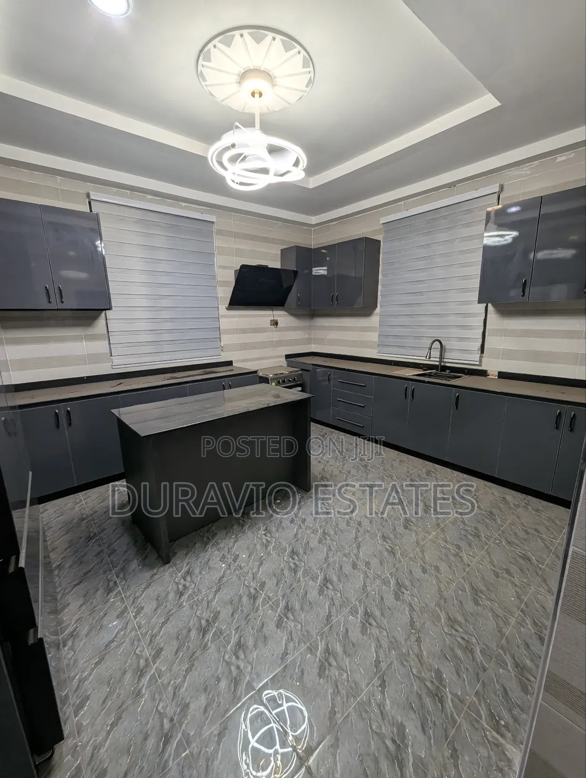4bdrm House in Kwadaso Hilltop, Kumasi Metropolitan for sale