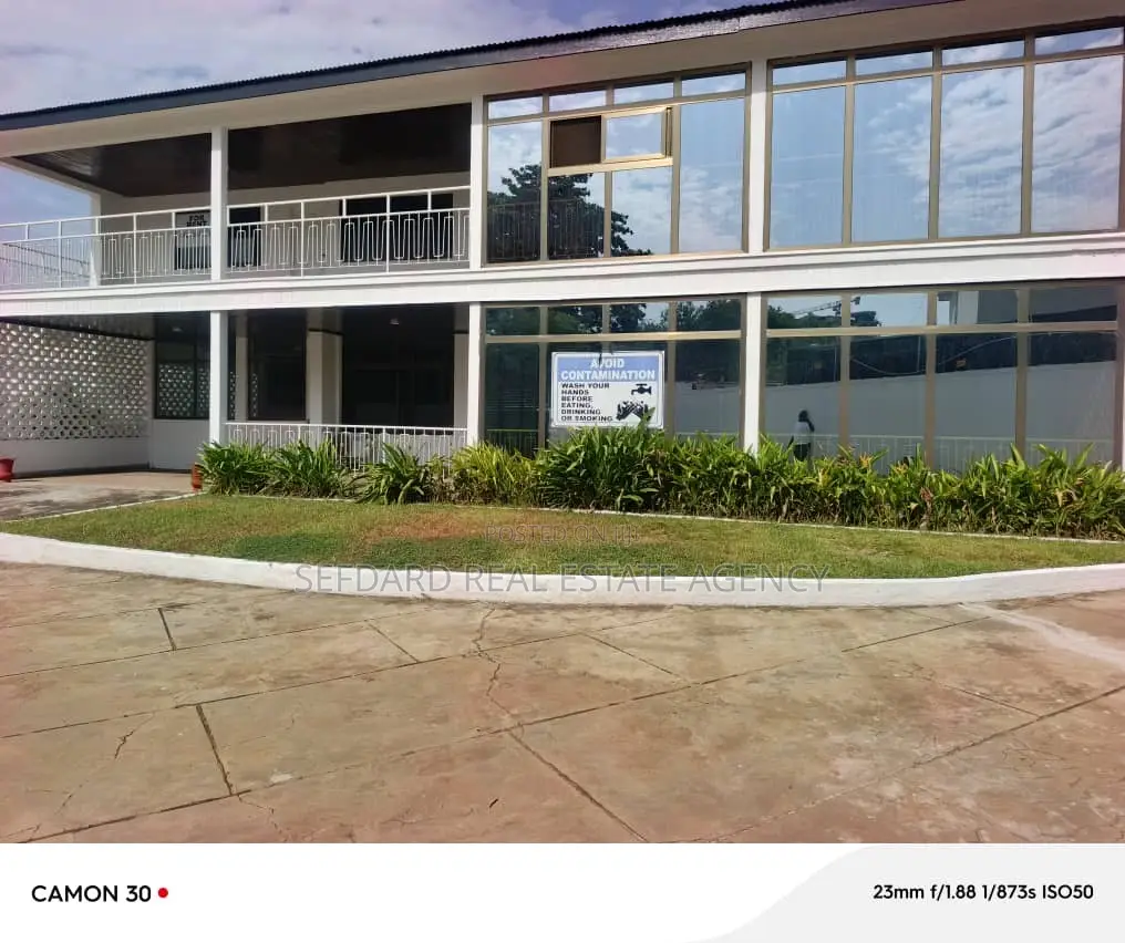 8bdrm House in Cantonments for rent