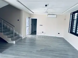 3bdrm Duplex in East Airport, Tseaddo for rent