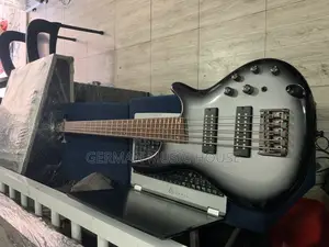 Ibanez (Sdr)