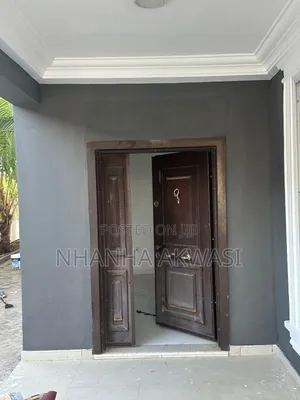 3bdrm House in Community 25 for rent