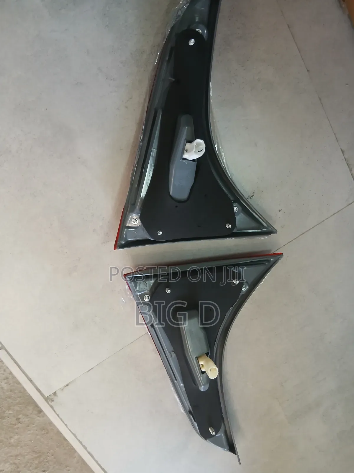 Toyota Corolla 2017 T0 2019 Booth Light