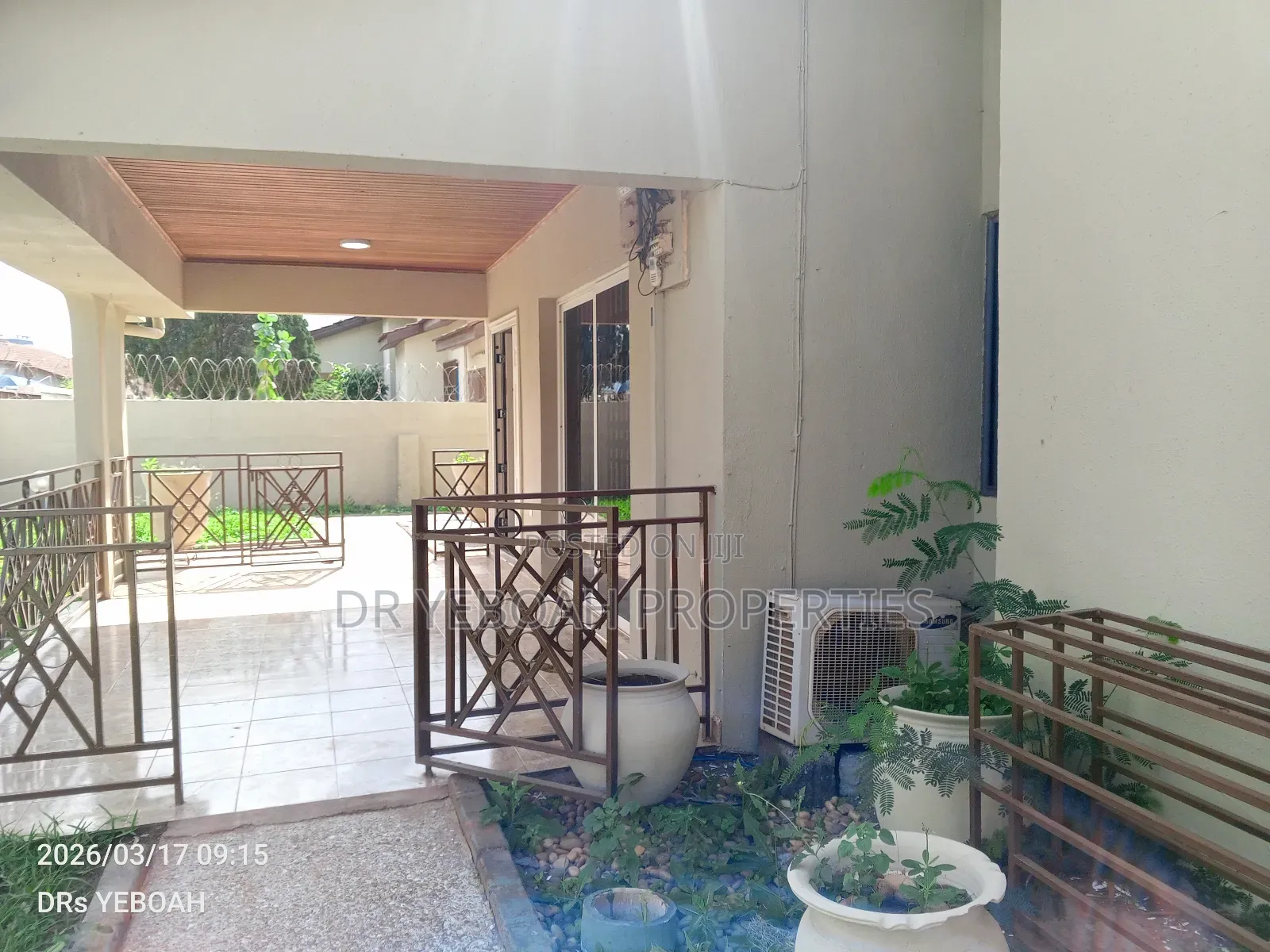 3bdrm House in Spintex:-  3 for rent